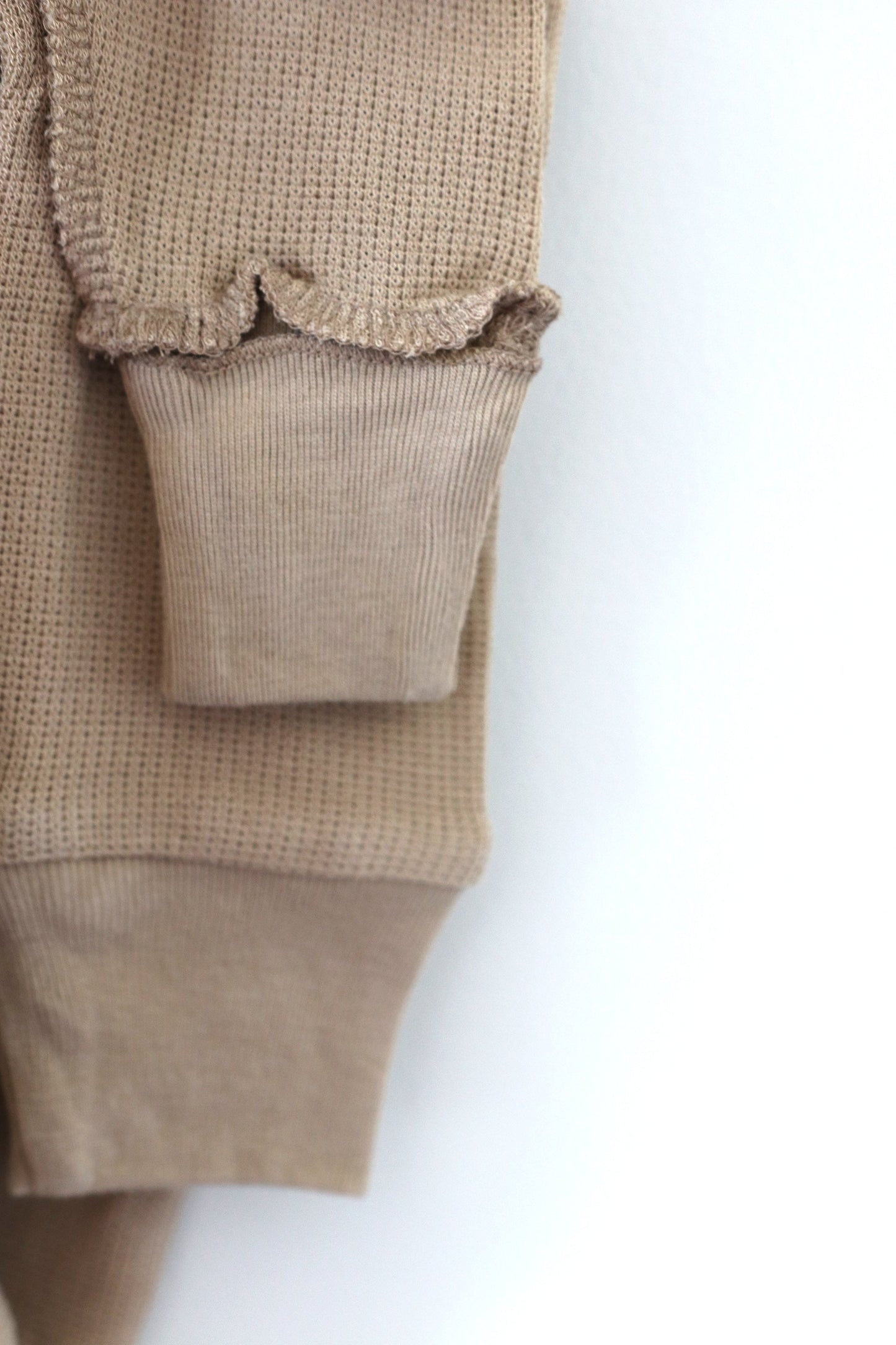 Gift shopping for infant essentials or creating a baby registry, you have found the best neutral tone unisex sleepsuit onesie, that is especially perfect for sensitive skin and newborn skin rash.