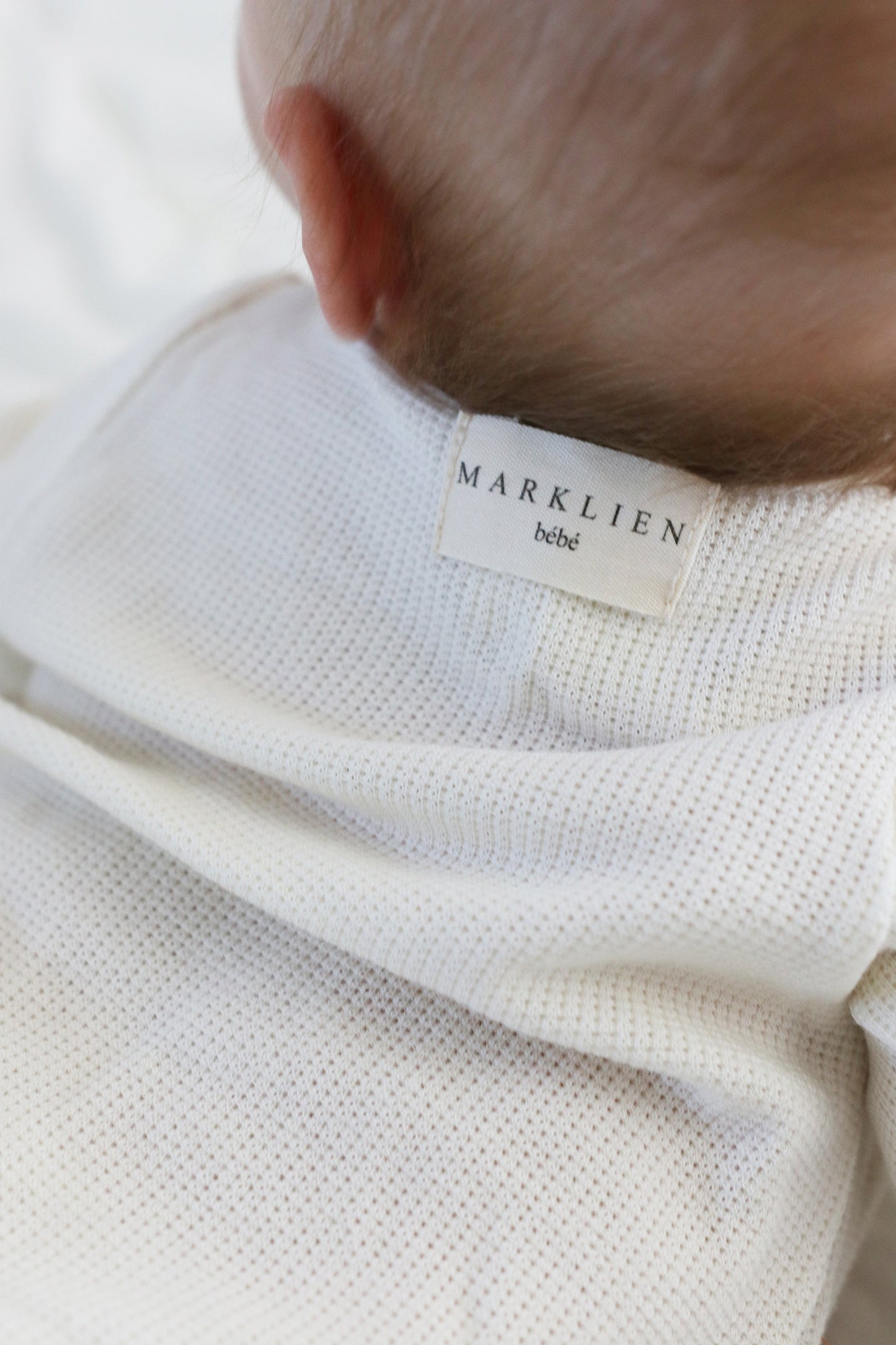 Gift shopping for infant essentials or creating a baby registry, you have found the best neutral tone unisex sleepsuit onesie, that is especially perfect for sensitive skin and newborn skin rash.
