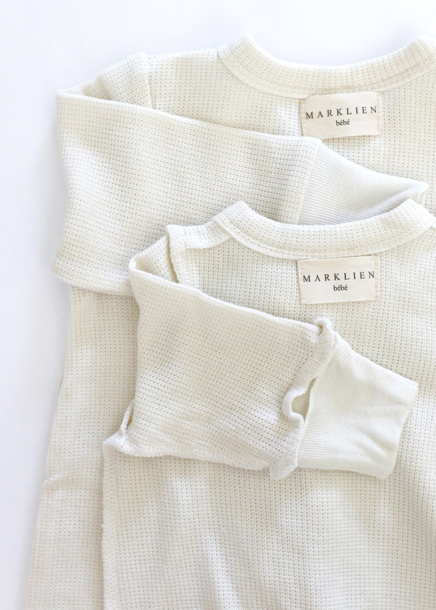 Gift shopping for infant essentials or creating a baby registry, you have found the best neutral tone unisex sleepsuit onesie, that is especially perfect for sensitive skin and newborn skin rash.
