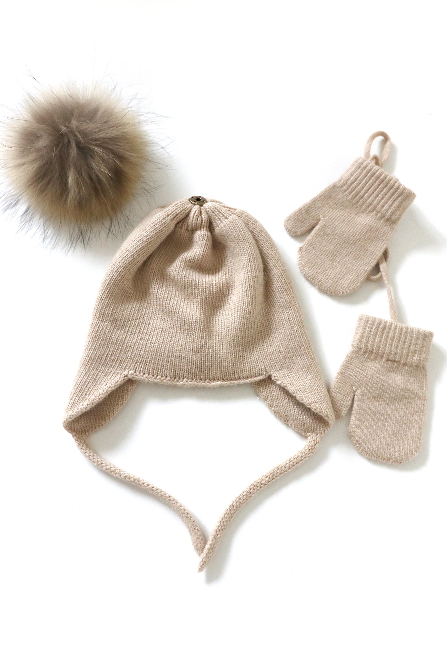 Pompom Hat and Mittens wool set Maple