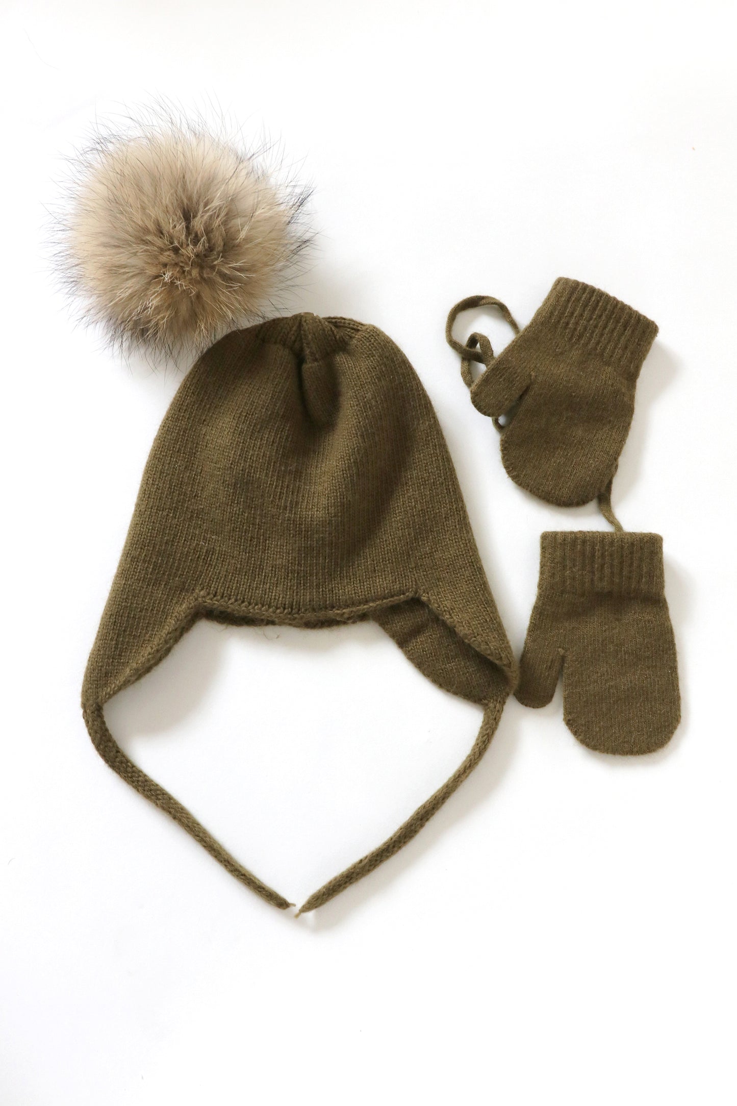 Pompom Hat and Mittens wool set Pine